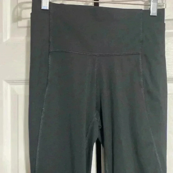 Mountain Hardwear top shirt size XS & all in motion leggings size S small set - Picture 6 of 10